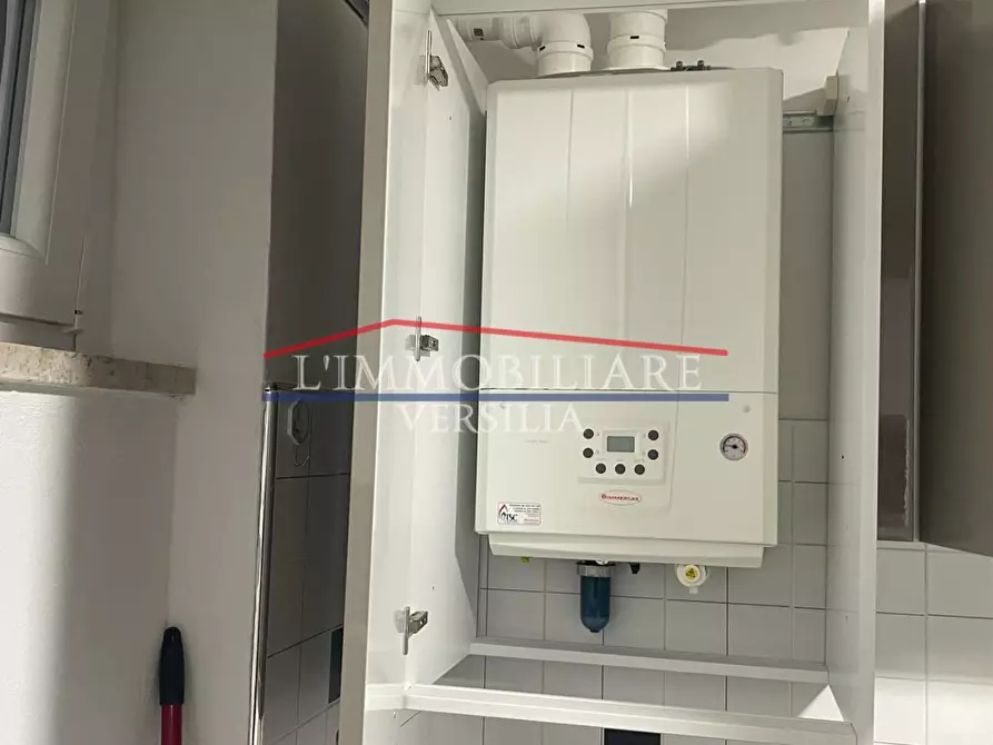 Immagine 9 di Appartamento in vendita  a Carrara