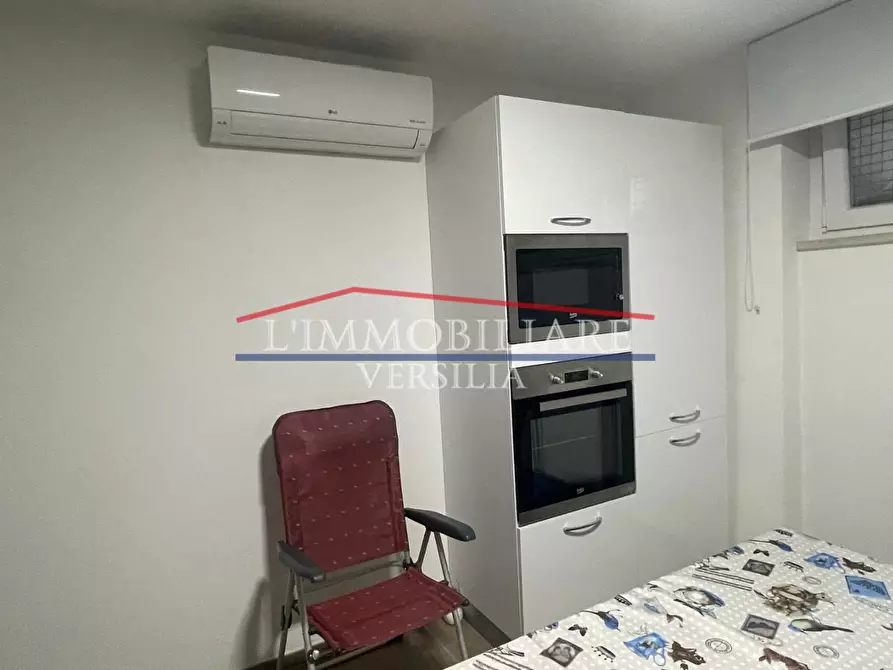 Immagine 5 di Appartamento in vendita  a Carrara