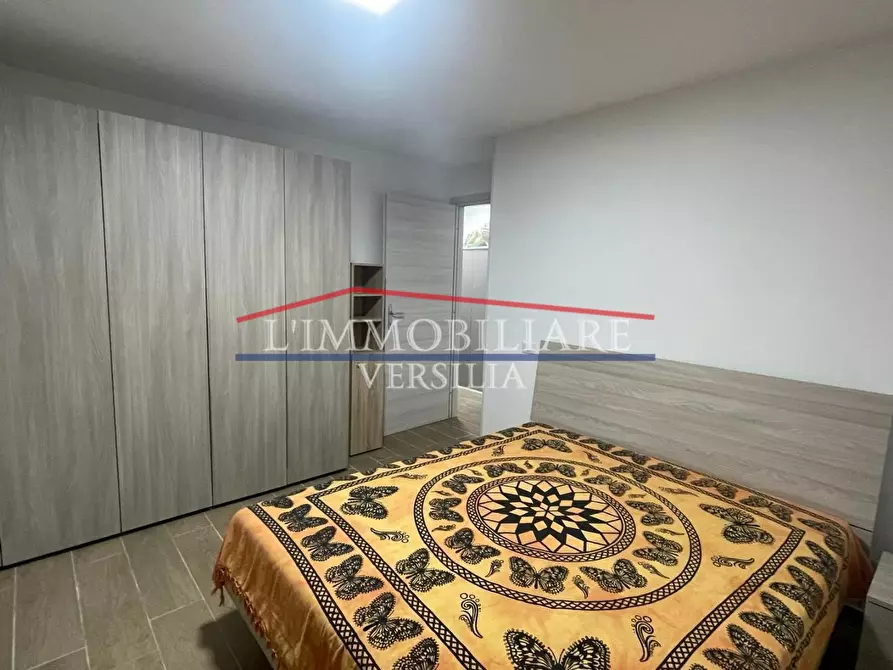 Immagine 12 di Appartamento in vendita  a Carrara