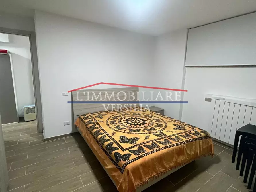 Immagine 13 di Appartamento in vendita  a Carrara