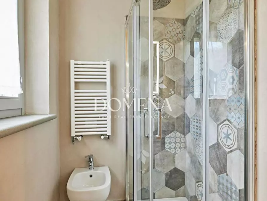 Immagine 26 di Villa in vendita  a Cortona