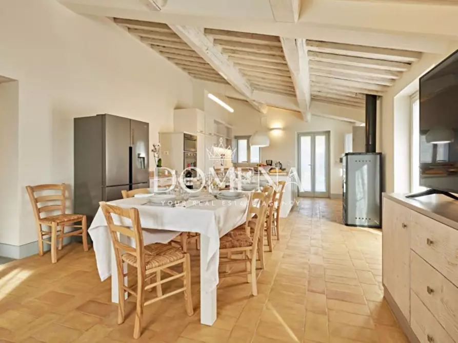 Immagine 20 di Villa in vendita  a Cortona