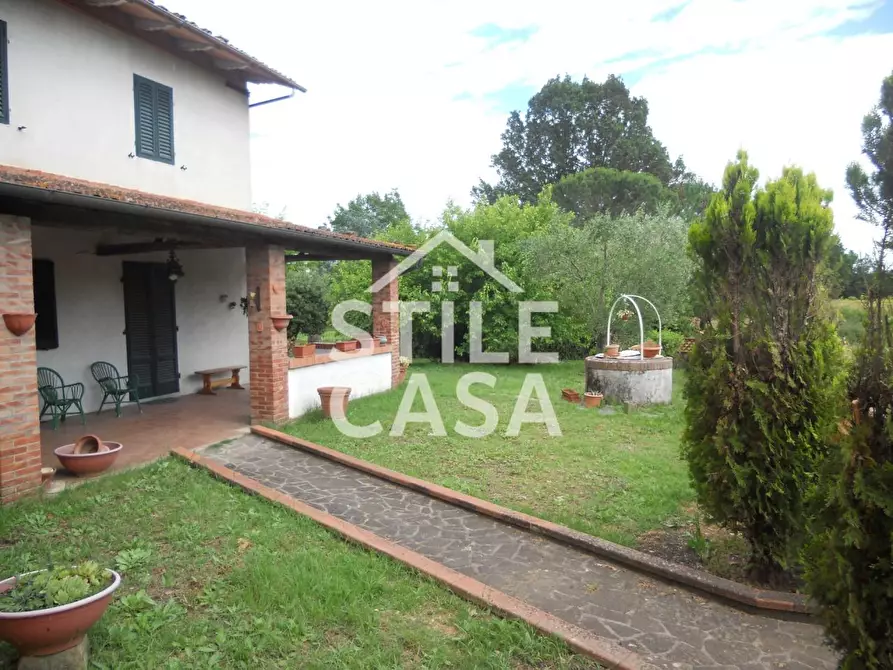 Immagine 2 di Casa semindipendente in vendita  a Altopascio