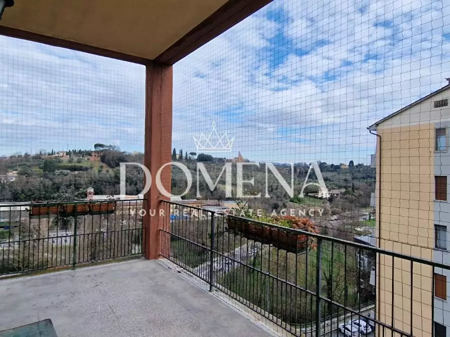 Immagine 16 di Appartamento in vendita  a Siena