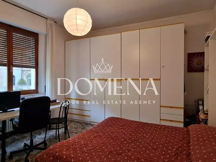 Immagine 8 di Appartamento in vendita  a Siena