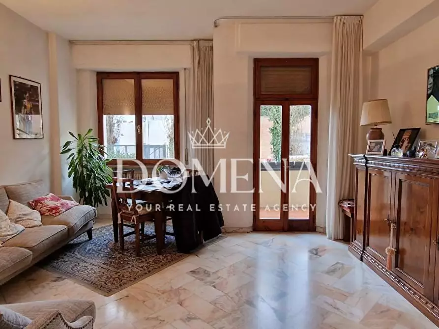 Immagine 3 di Appartamento in vendita  a Siena