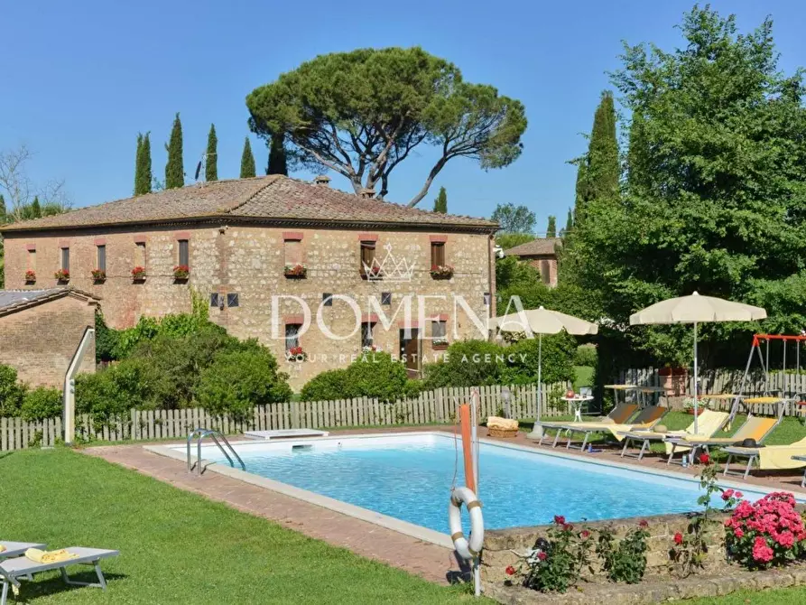 Immagine 1 di Casa colonica in vendita  a Monteroni D'arbia