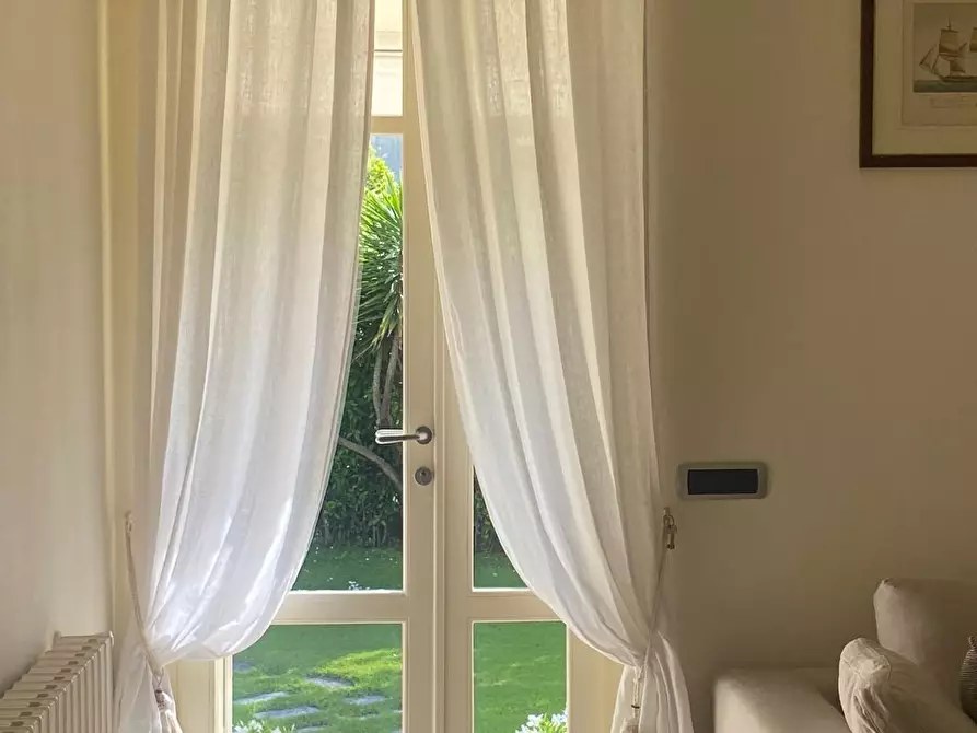 Immagine 10 di Villa in affitto  a Forte Dei Marmi