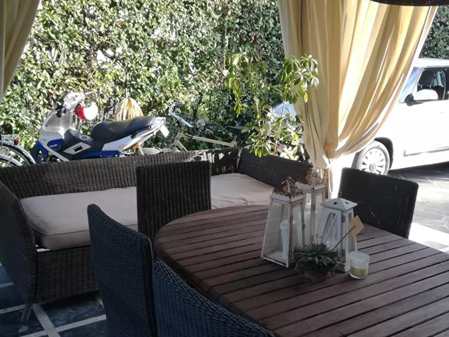 Immagine 18 di Villa in affitto  a Forte Dei Marmi