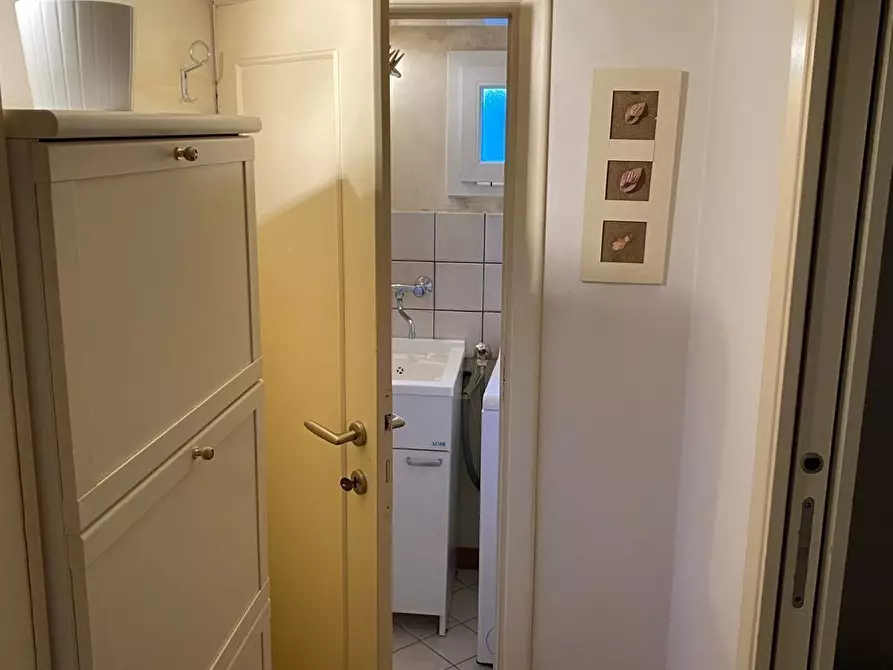 Immagine 10 di Appartamento in affitto  a Forte Dei Marmi