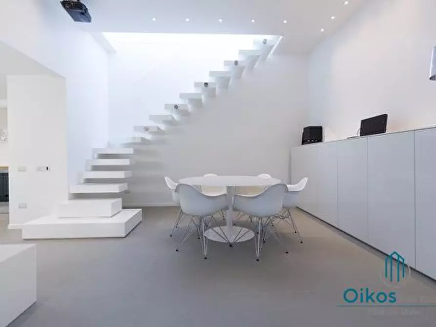 Immagine 3 di Mansarda in vendita  a Forte Dei Marmi