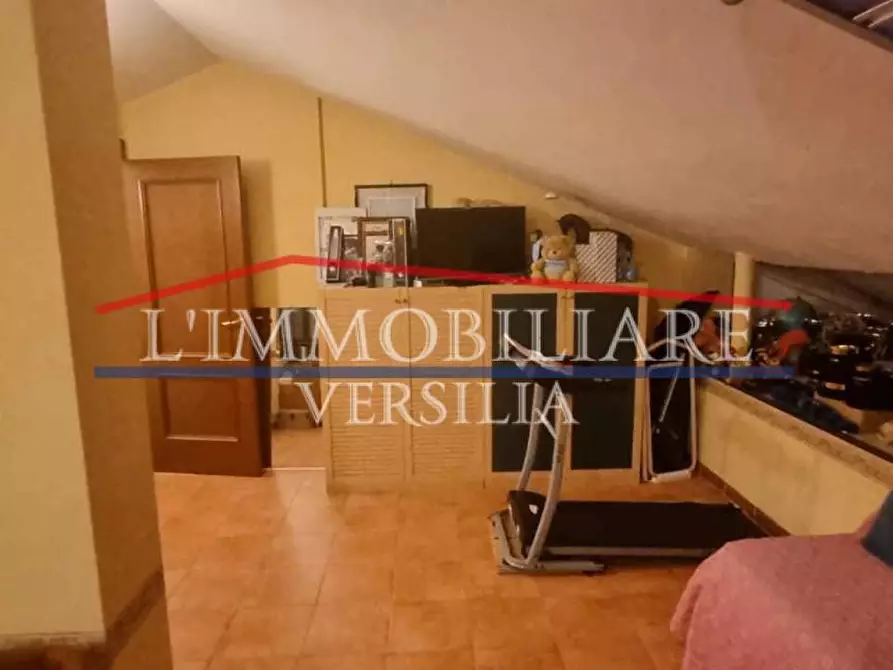 Immagine 20 di Villetta a schiera in vendita  a Carrara