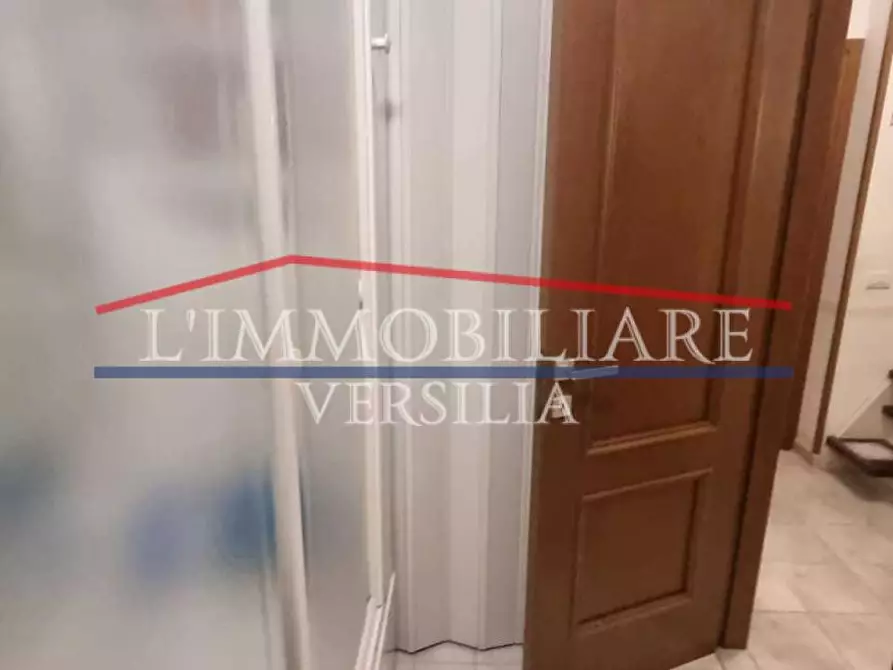 Immagine 15 di Villetta a schiera in vendita  a Carrara