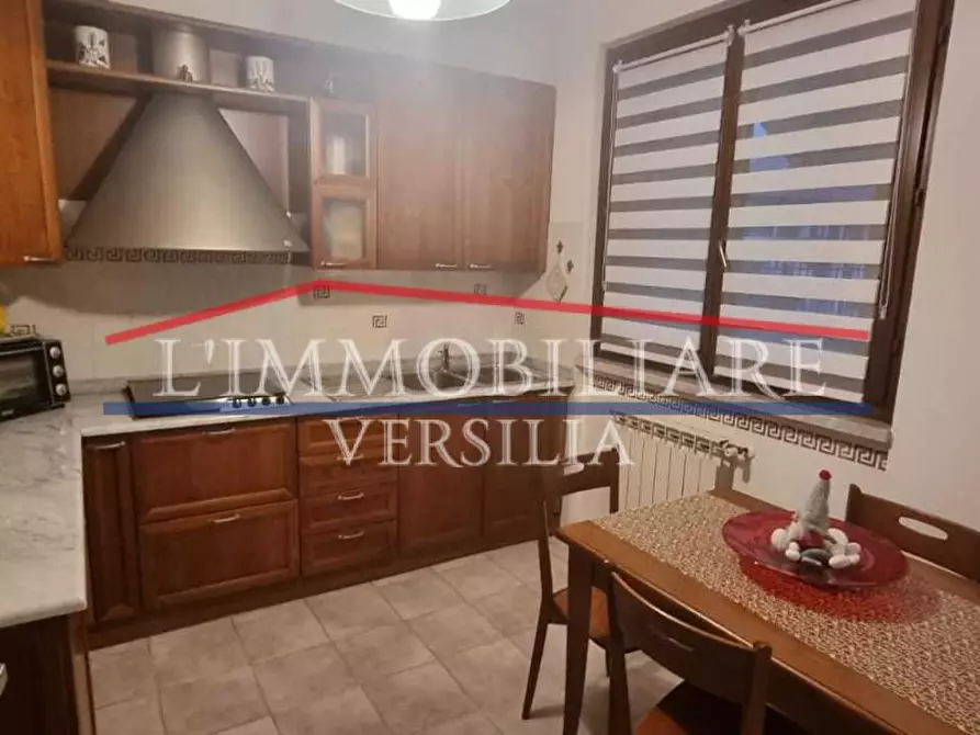 Immagine 2 di Villetta a schiera in vendita  a Carrara