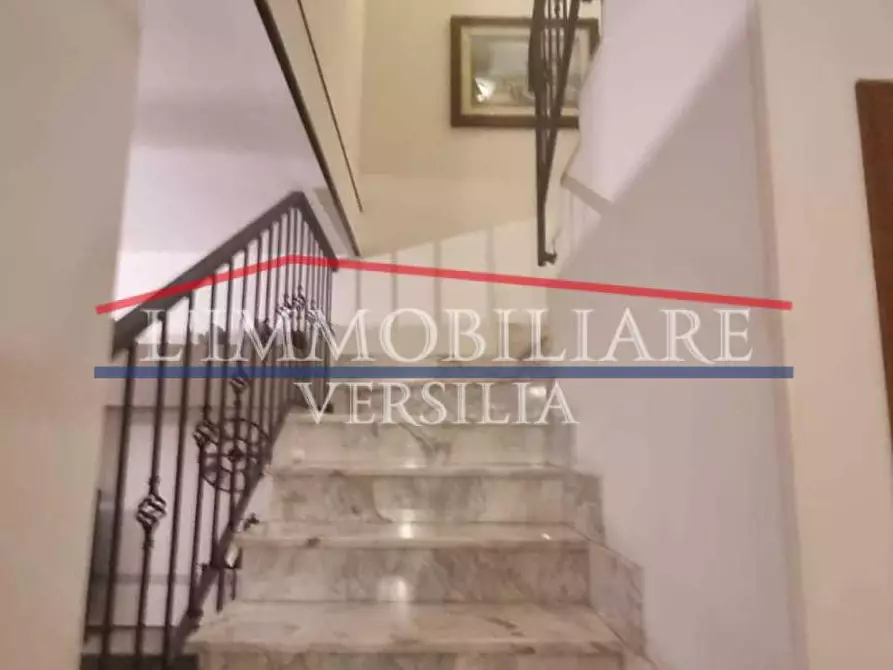 Immagine 23 di Villetta a schiera in vendita  a Carrara