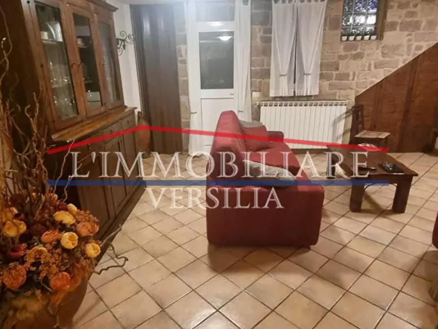 Immagine 28 di Villetta a schiera in vendita  a Carrara