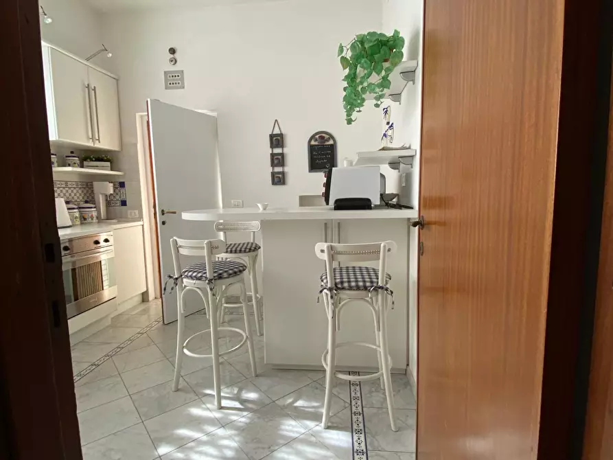 Immagine 10 di Casa indipendente in affitto  a Forte Dei Marmi