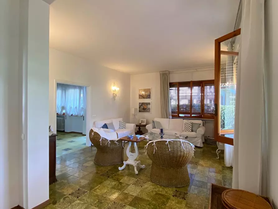 Immagine 5 di Casa indipendente in affitto  a Forte Dei Marmi