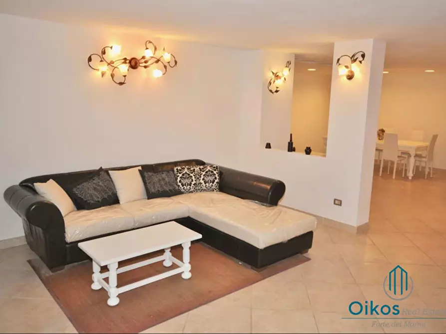 Immagine 25 di Villa in affitto  a Forte Dei Marmi