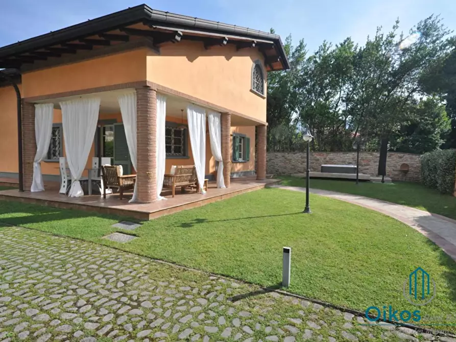 Immagine 30 di Villa in affitto  a Forte Dei Marmi