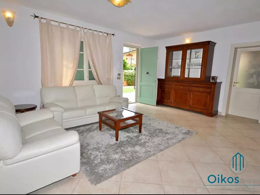 Immagine 26 di Villa in affitto  a Forte Dei Marmi