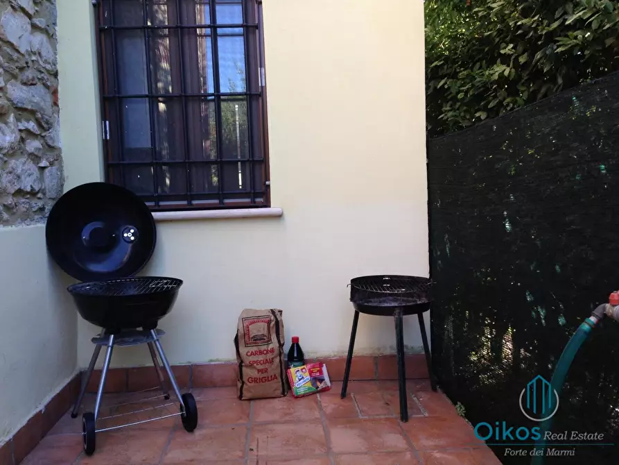 Immagine 13 di Casa indipendente in affitto  a Seravezza