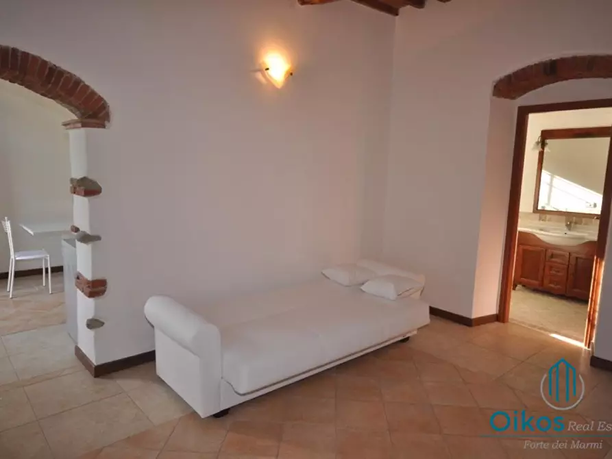 Immagine 7 di Casa indipendente in affitto  a Seravezza