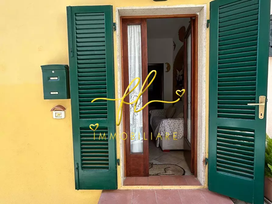 Immagine 8 di Appartamento in vendita  a Rio Nell'elba