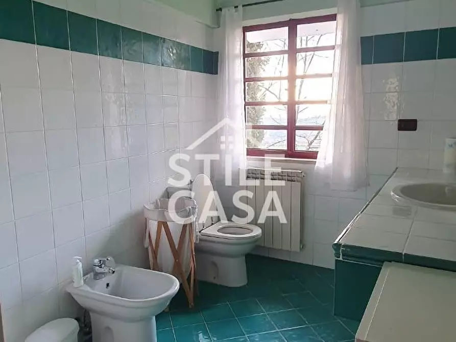 Immagine 23 di Villa in vendita  a Pescia