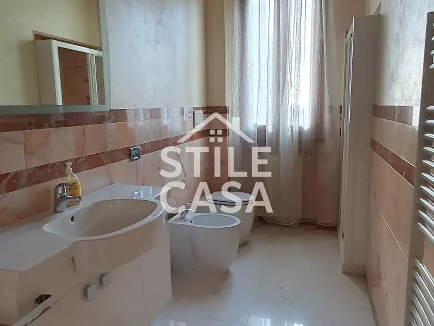 Immagine 45 di Villa in vendita  a Pescia