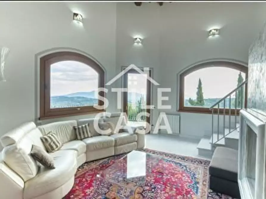 Immagine 6 di Villa in vendita  a Pescia