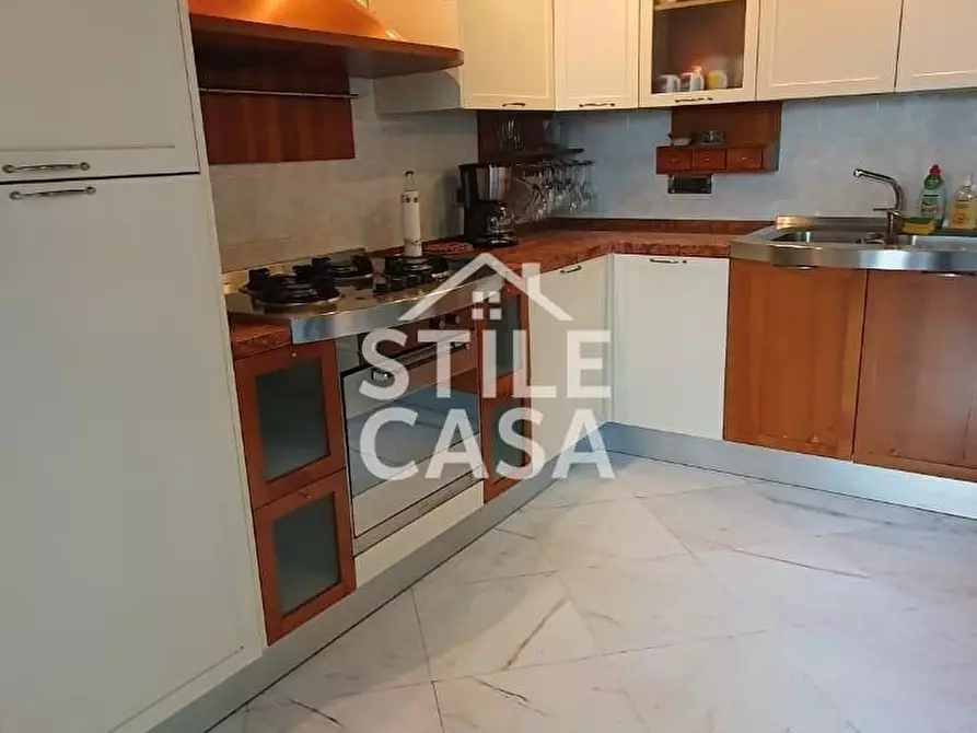 Immagine 53 di Villa in vendita  a Pescia