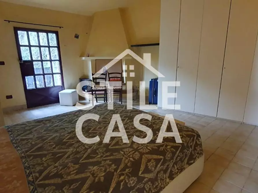 Immagine 21 di Villa in vendita  a Pescia