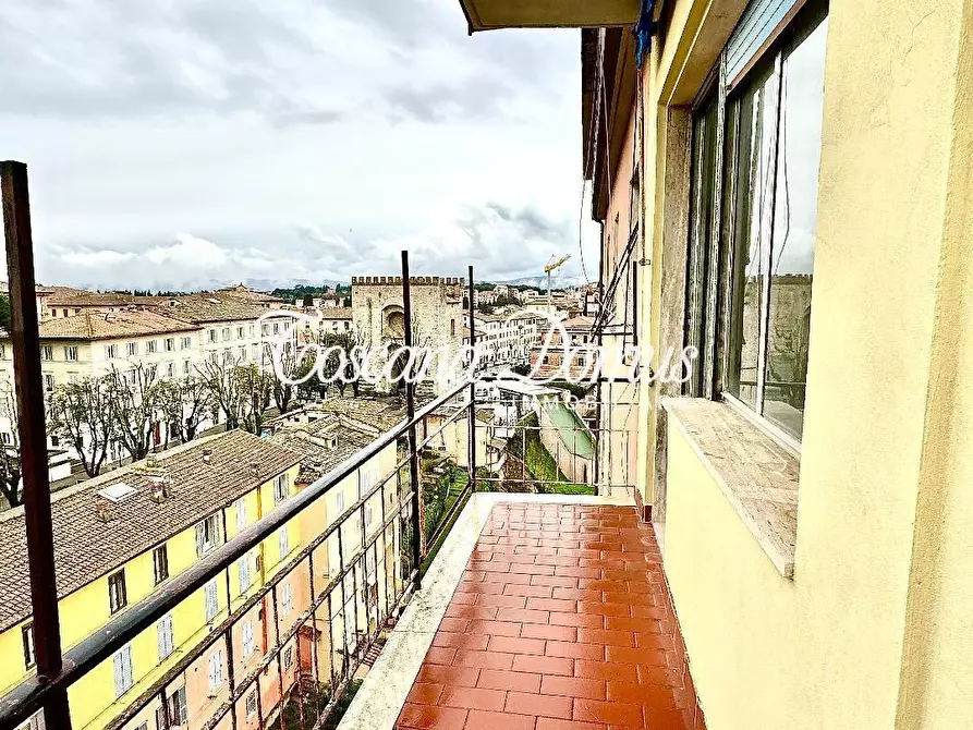 Immagine 21 di Appartamento in vendita  a Siena