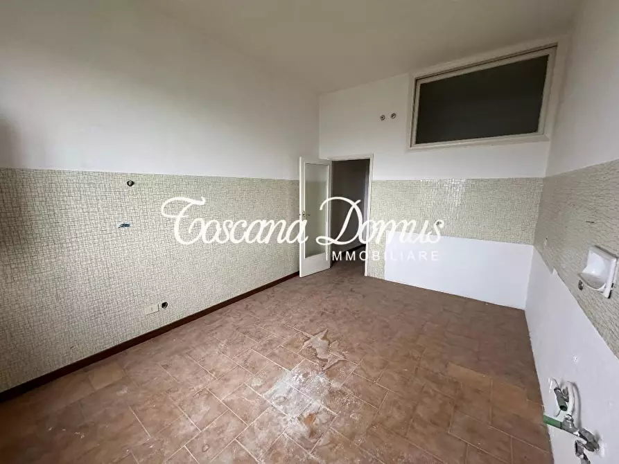 Immagine 12 di Appartamento in vendita  a Siena