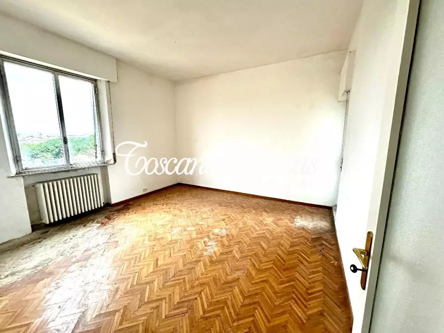 Immagine 18 di Appartamento in vendita  a Siena