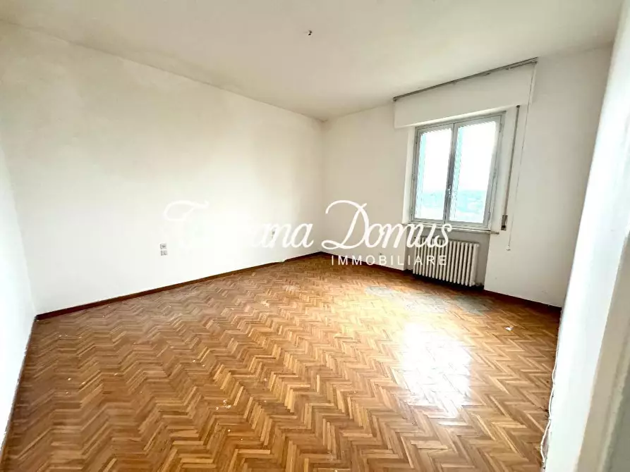 Immagine 11 di Appartamento in vendita  a Siena