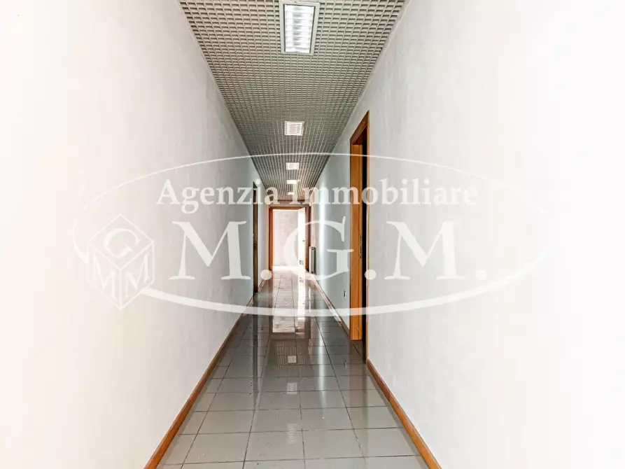 Immagine 23 di Ufficio in affitto  a Santa Croce Sull'arno