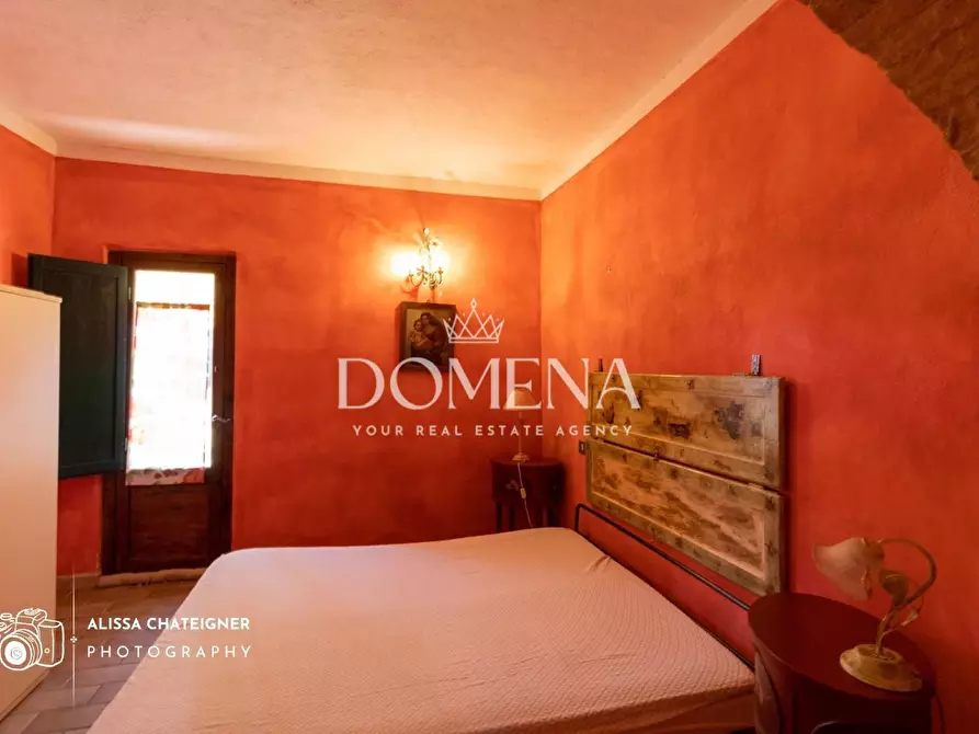 Immagine 17 di Casa colonica in vendita  a Siena