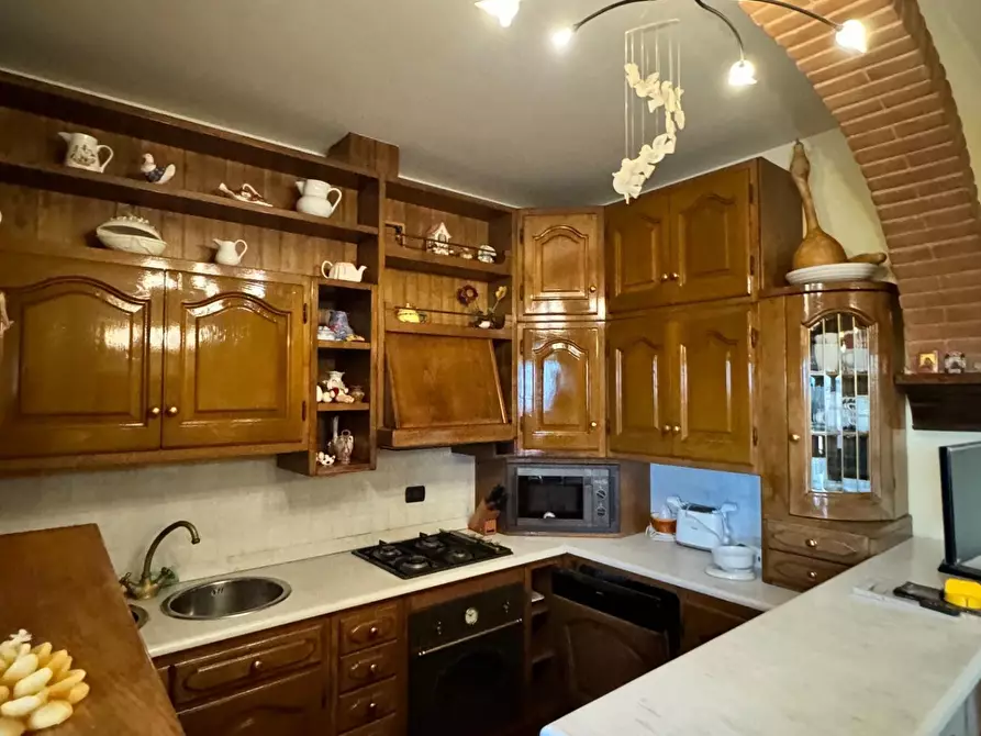 Immagine 29 di Appartamento in vendita  a Seravezza