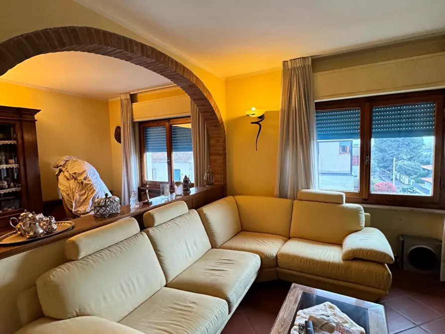 Immagine 17 di Appartamento in vendita  a Seravezza