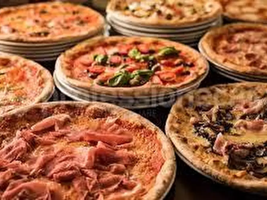 Immagine 3 di Bar / Ristorante in vendita  a Pisa