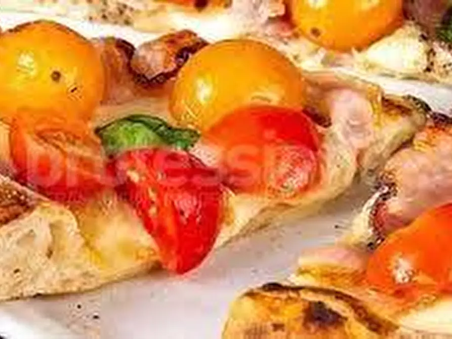 Immagine 8 di Bar / Ristorante in vendita  a Pisa