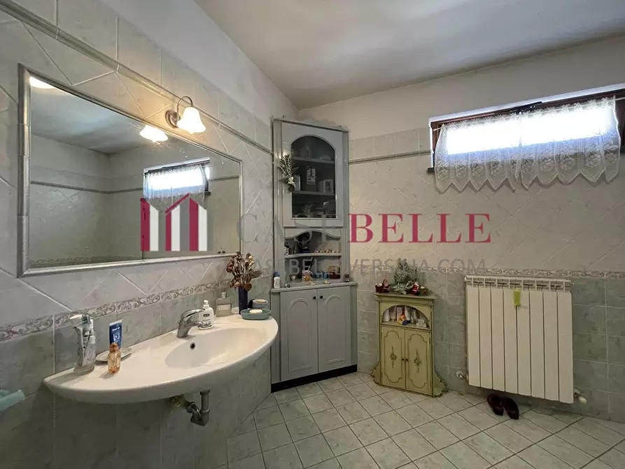 Immagine 22 di Casa indipendente in vendita  a Massarosa