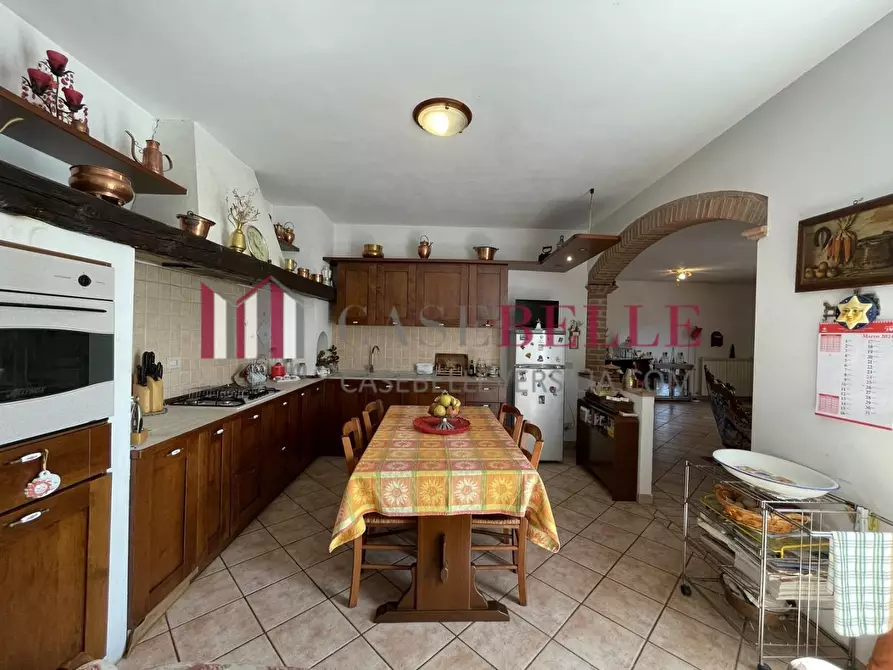 Immagine 9 di Casa indipendente in vendita  a Massarosa