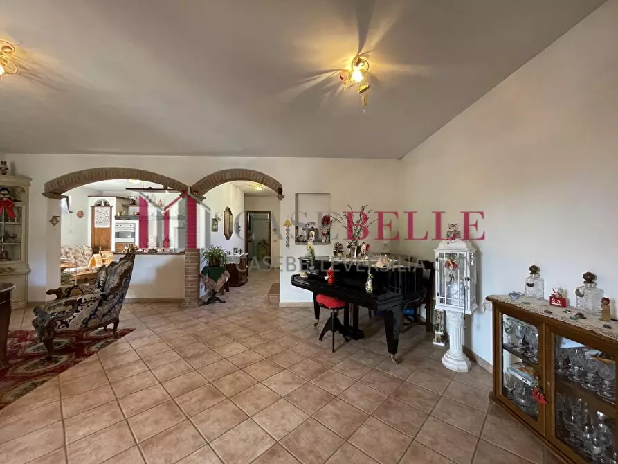 Immagine 3 di Casa indipendente in vendita  a Massarosa