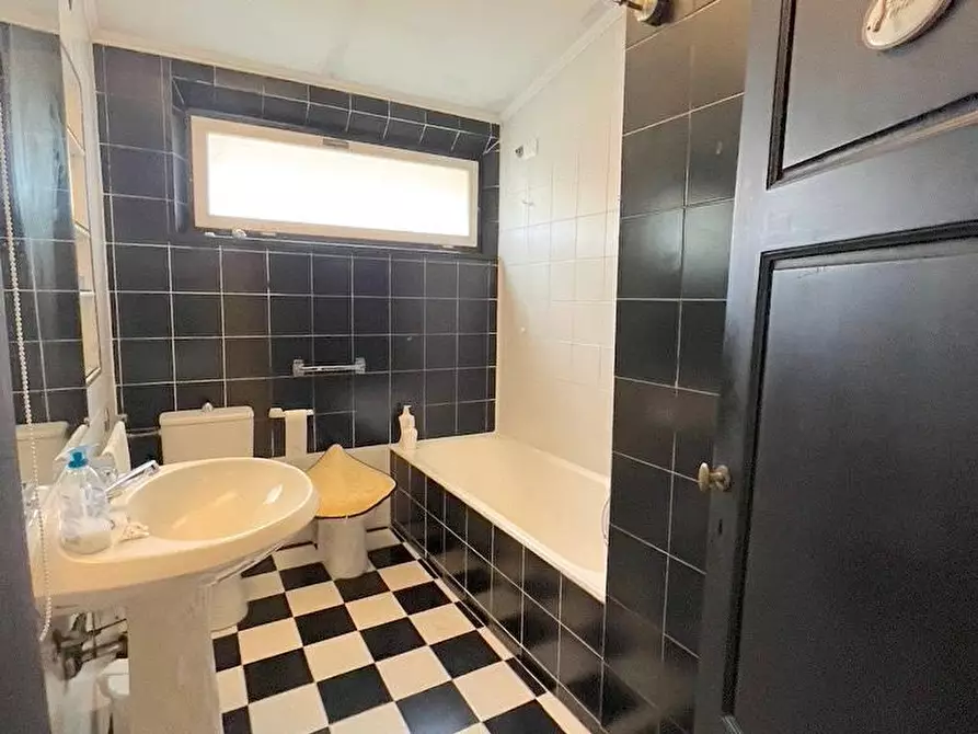 Immagine 24 di Terratetto in vendita  a Pisa