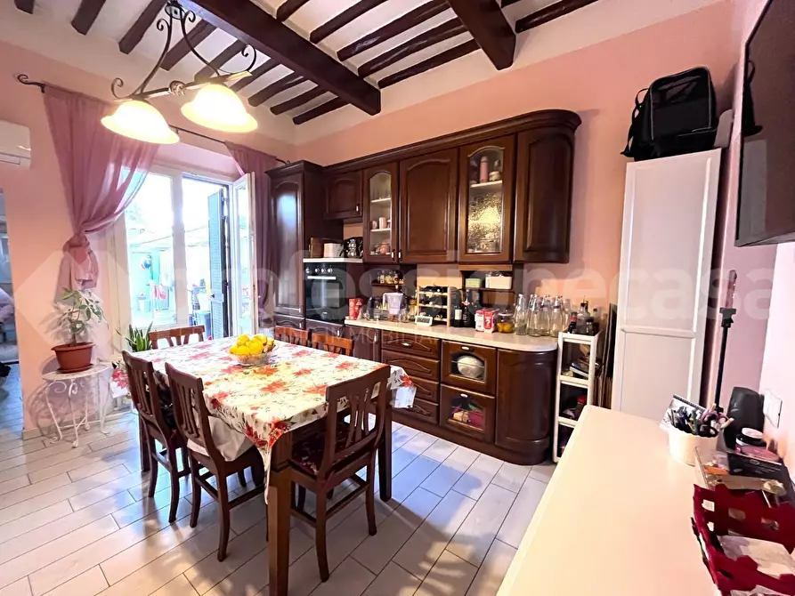 Immagine 4 di Terratetto in vendita  a Pisa