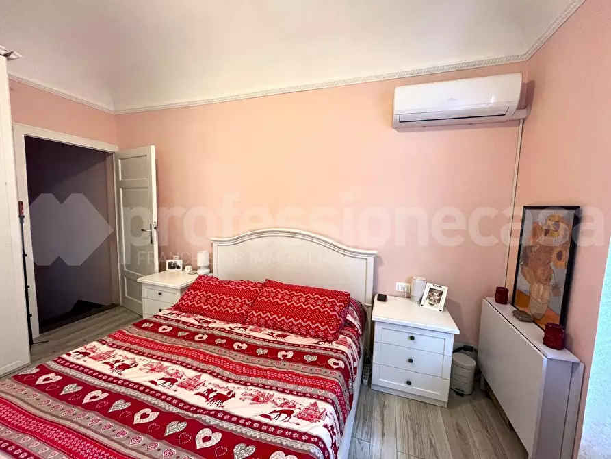 Immagine 12 di Terratetto in vendita  a Pisa