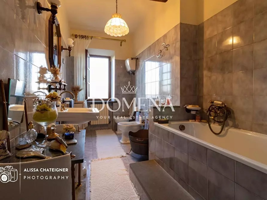 Immagine 33 di Casa colonica in vendita  a Monteriggioni